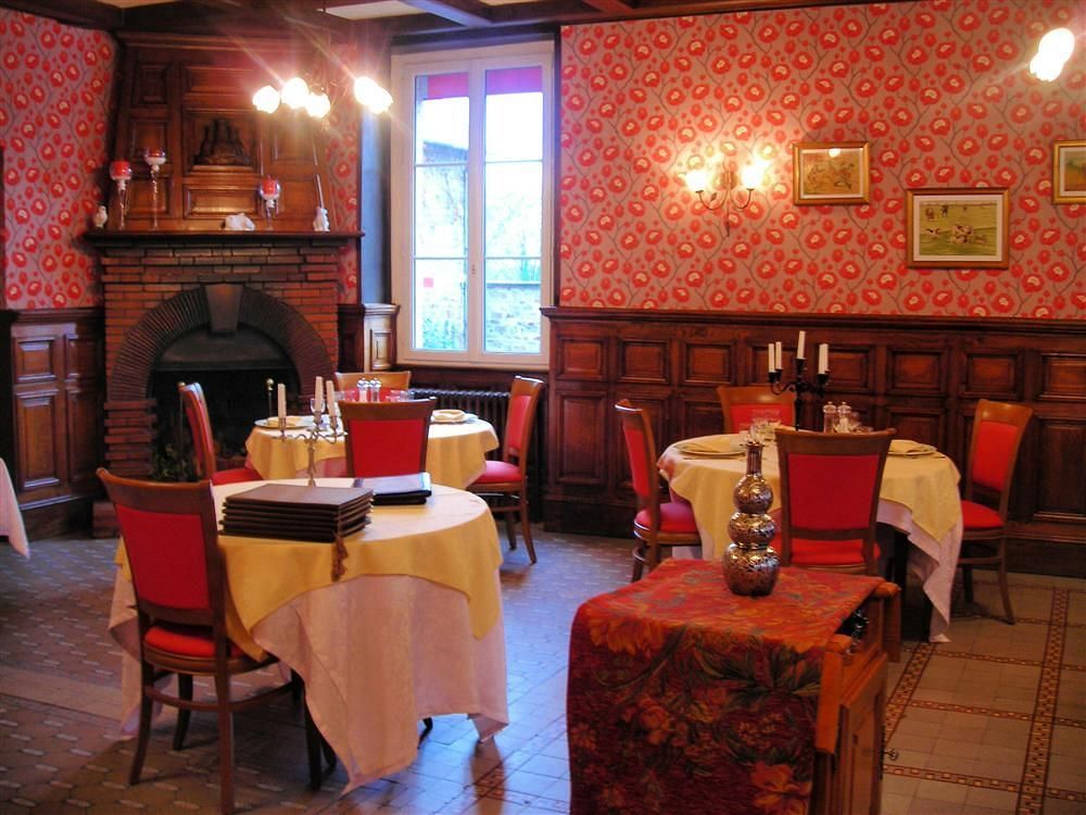 Logis Hotel De France Restaurant Grill دومفرونت المظهر الخارجي الصورة